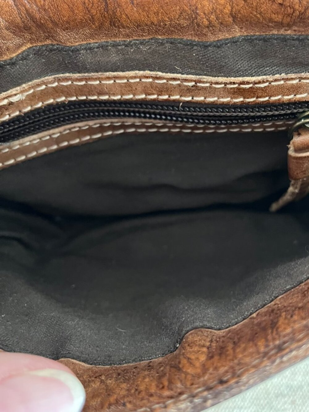 Bedstu Woman's brown Shoreline Crossbody Bag - Picture 4 of 14